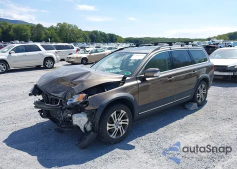 2013 Volvo Xc70 3.2/3.2 Platinum/3.2 Premier/3.2 Premier Plus z USA, uszkodzony, nr VIN YV4940BZ5D1147161